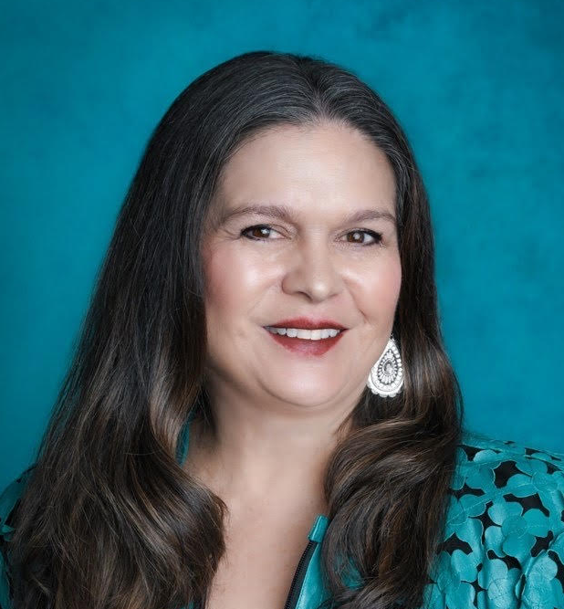 Jennifer J. Manzanares